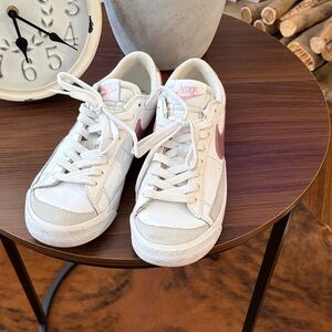 Nike Women's Classic White and Pink Sneakers